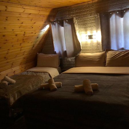 Bujtina Pllumi Theth Bed & Breakfast Ngoại thất bức ảnh
