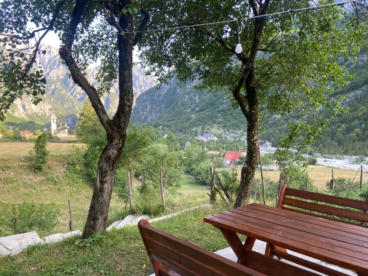 Bujtina Pllumi Theth Bed & Breakfast Ngoại thất bức ảnh