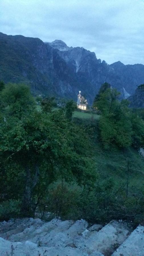 Bujtina Pllumi Theth Bed & Breakfast Ngoại thất bức ảnh
